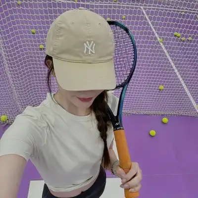 何亮美